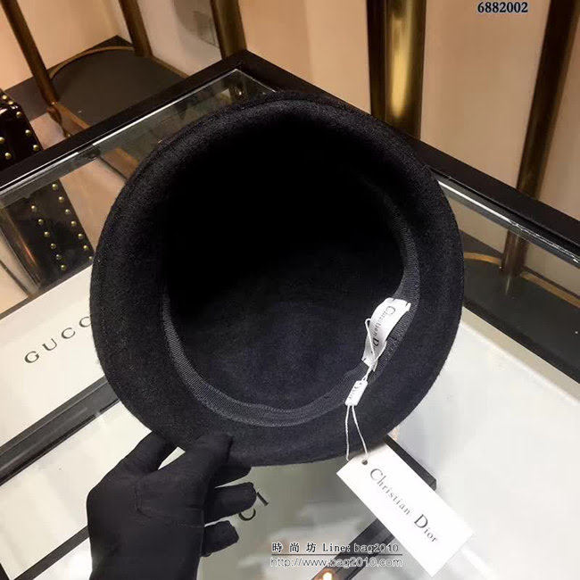 DIOR迪奧 韓版專櫃代購休閒款 秋冬羊毛圓頂禮帽 高端時尚盆帽 6882002 LLWJ7610